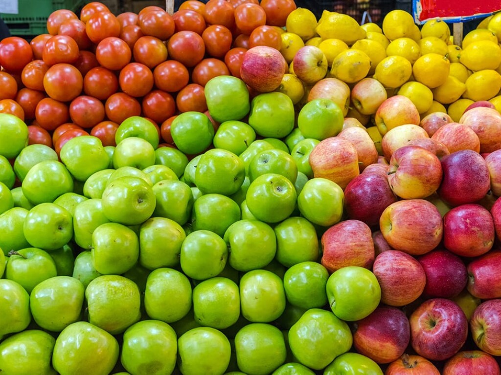 В Украине за последние три года рекордно выросли цены на яблоки