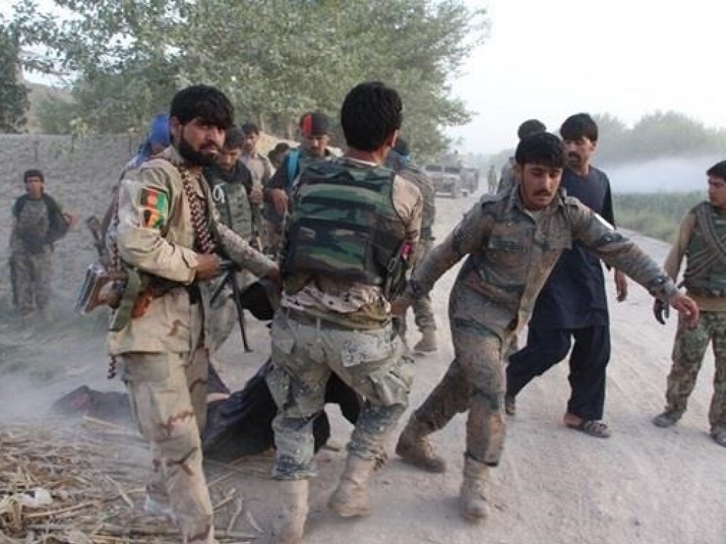 В Афганистане в результате взрыва автобуса погибли 14 человек (ФОТО)