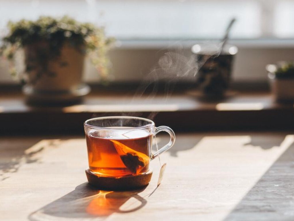 Медики назвали безопасную суточную дозу чая