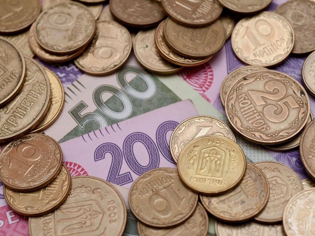 Экономист о недофинансировании 25 госпрограмм: их судьба будет зависеть от наличия денег на Едином казначейском счету