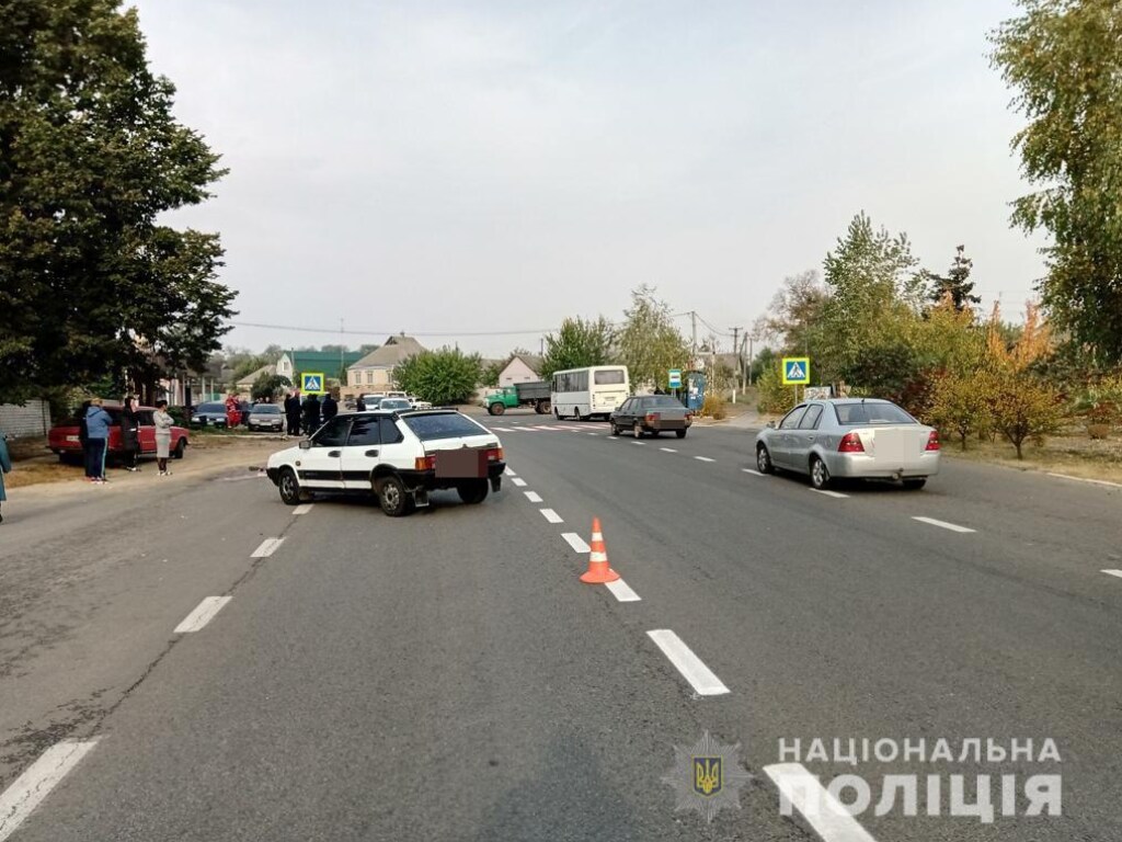 В Харьковской области водитель за рулем «ВАЗ» насмерть сбил женщину (ФОТО)