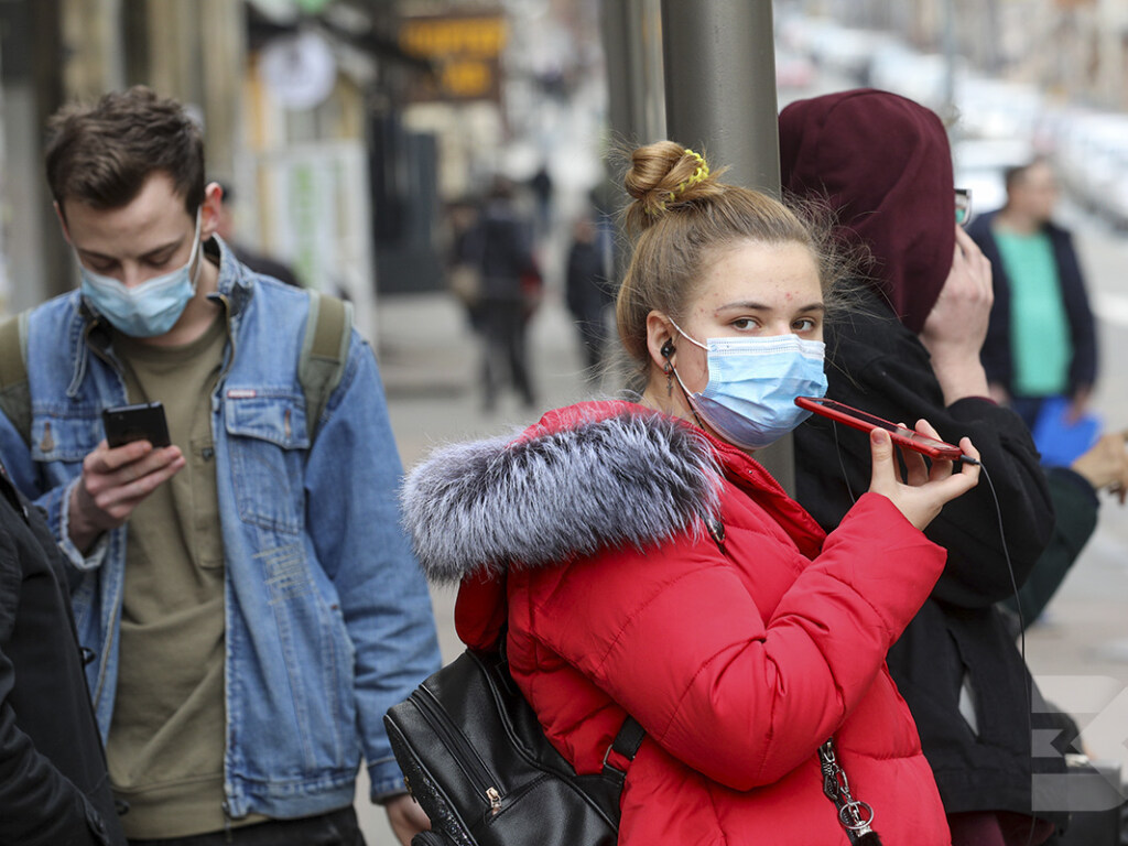 Эпидемиолог: В Украине возможен возврат к жесткому карантину