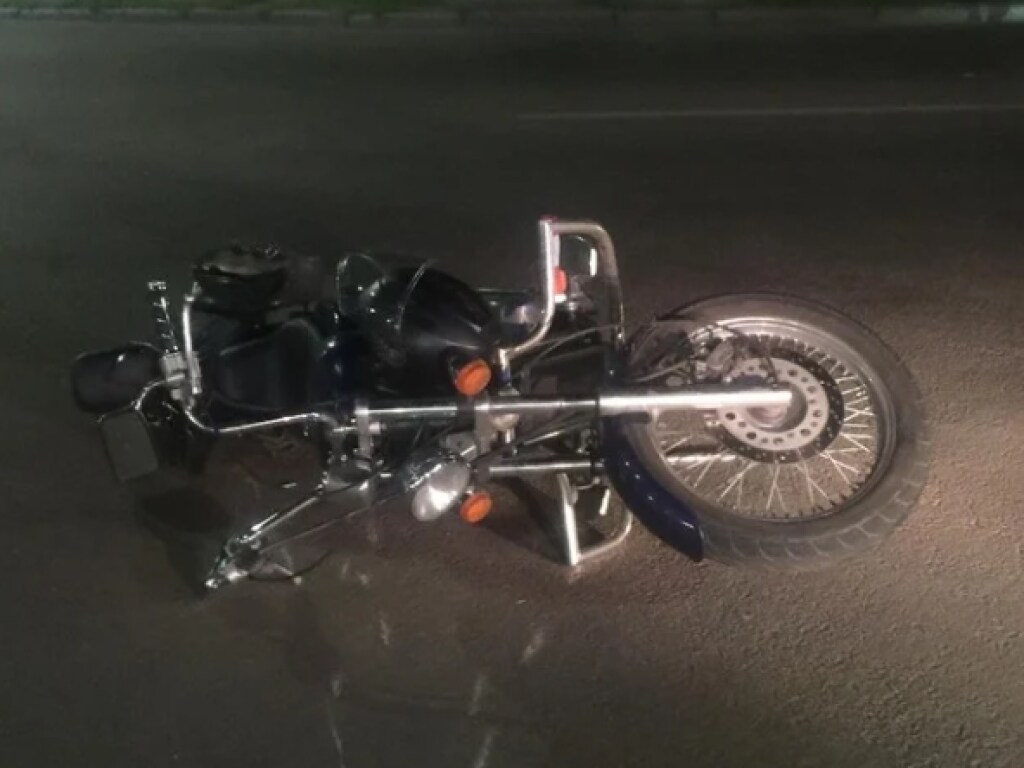 Водитель Lanos сбил мотоциклиста в Николаеве (ФОТО)
