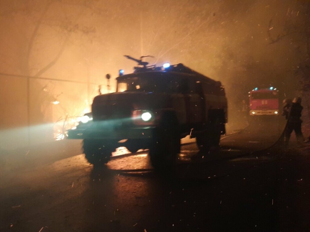 В Харькове из-за пожара в жилом доме провели эвакуацию жителей