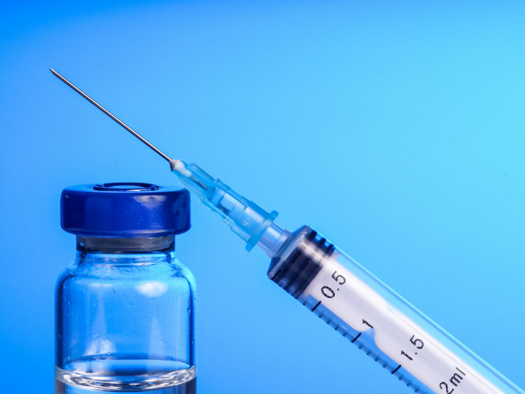 В США Johnson&#038;Johnson прекратила испытание вакцины от коронавируса