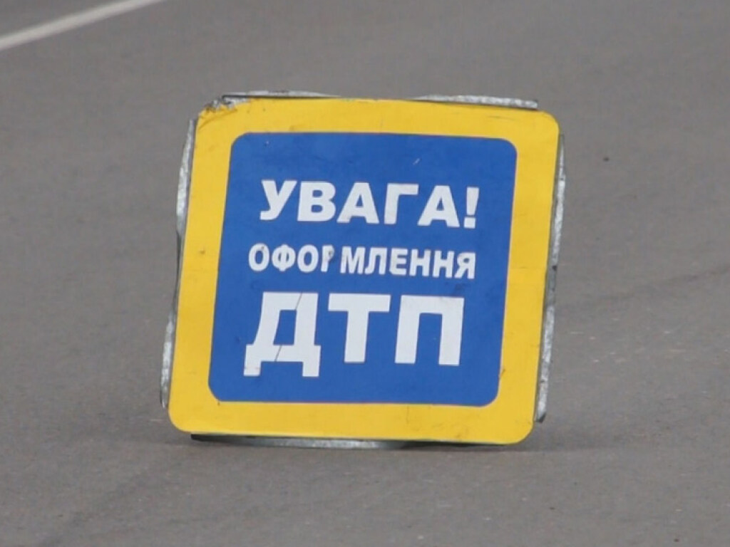 В Черкасской области водитель уснул за рулем и вылетел в кювет (ВИДЕО)