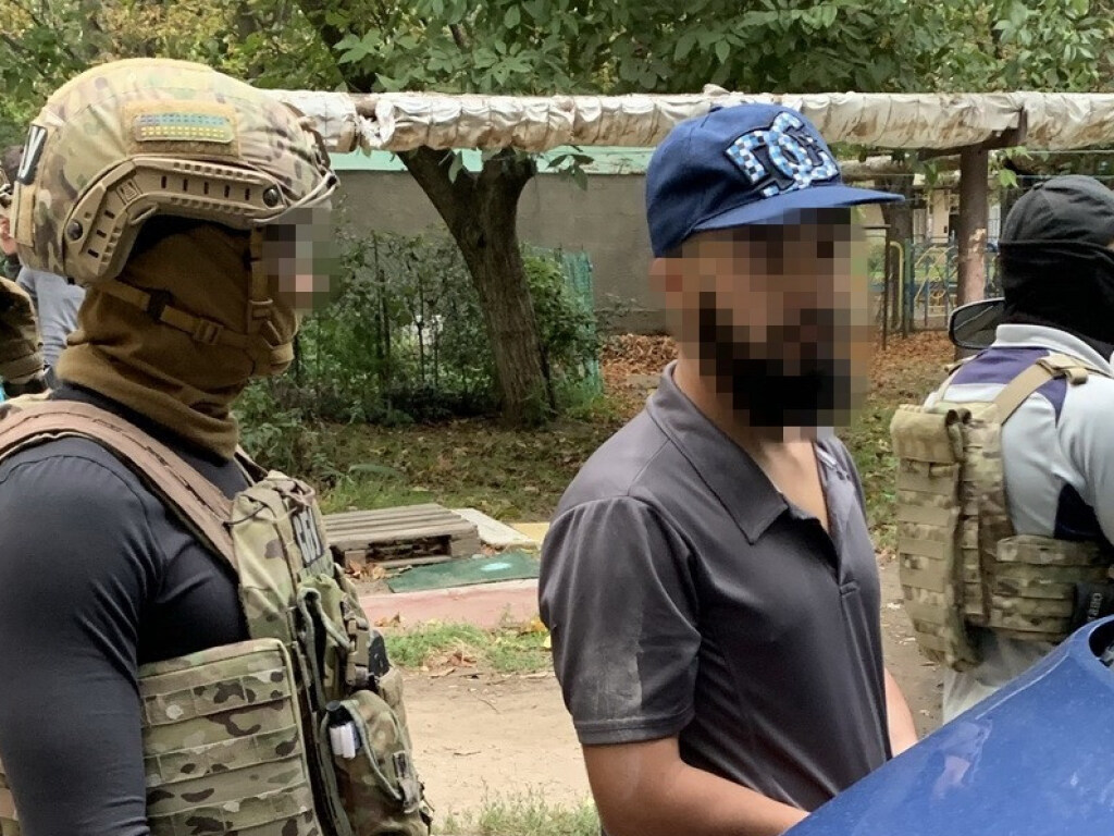Находился в розыске Интерпола: в Одессе задержали боевика ИГИЛ (ФОТО)