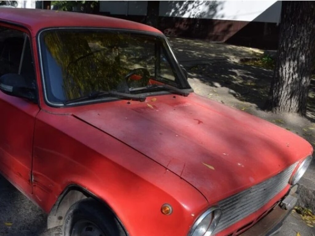 ДТП в Николаеве: «Жигули» из-за неудачного маневра врезался в Opel (ФОТО)