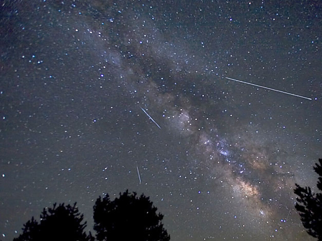 До 7 ноября небо над Землей будет светиться от шлейфа метеоров (ВИДЕО)