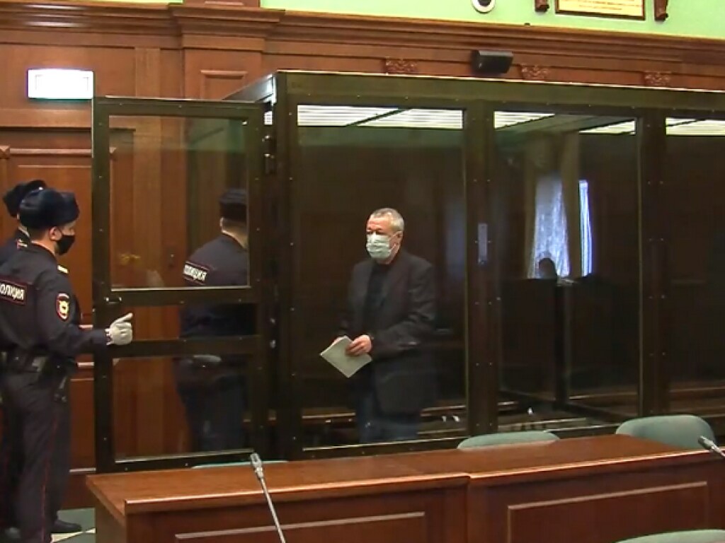 В СИЗО сильно сдал: в суде увидели постаревшего Ефремова (ФОТО)