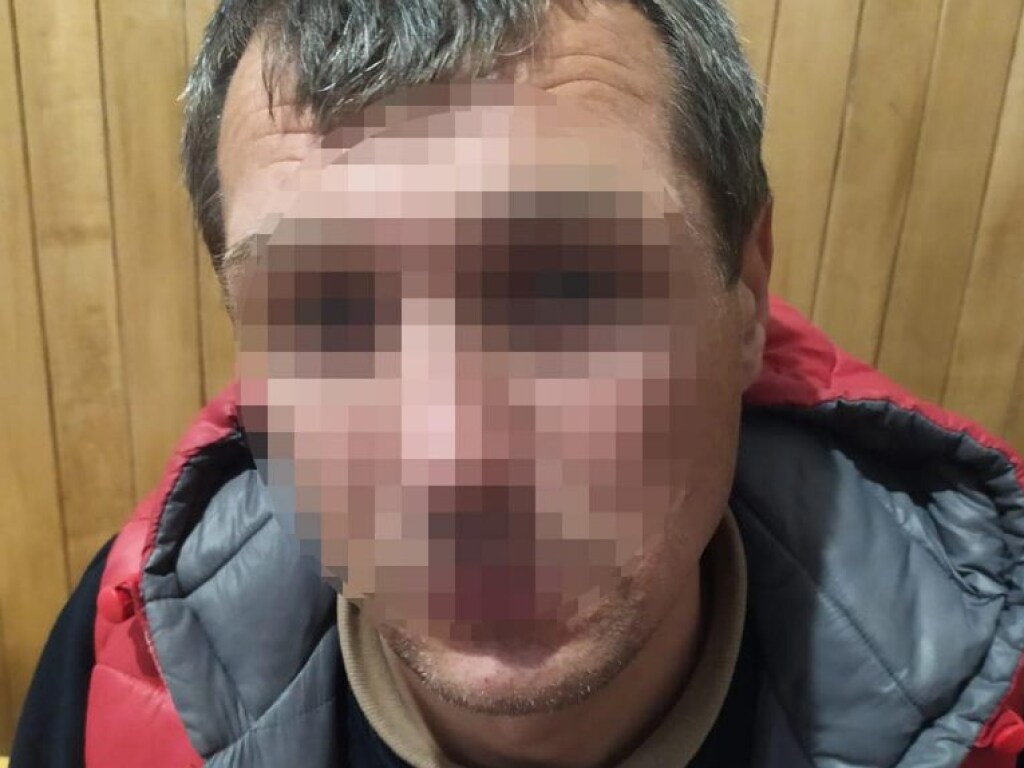 В Черкасской области двое ограбили пожилого мужчину (ФОТО)