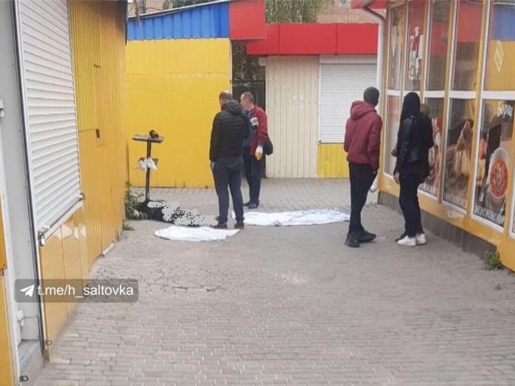 В Харькове на улице умер мужчина (ФОТО)