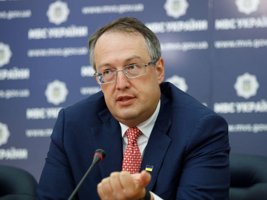 Правоохранители могут квалифицировать порчу бюллетеней с опросом Зеленского как хулиганство – Геращенко