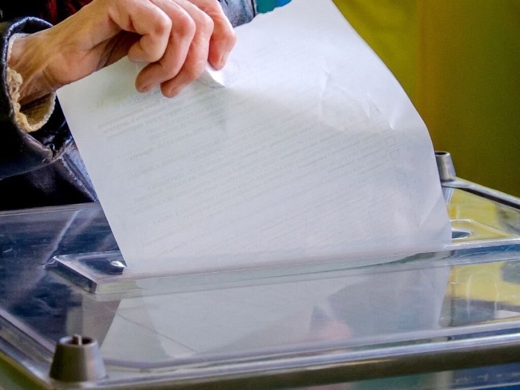 В Киевской области в день голосования на местных выборах обнаружили ряд нарушений