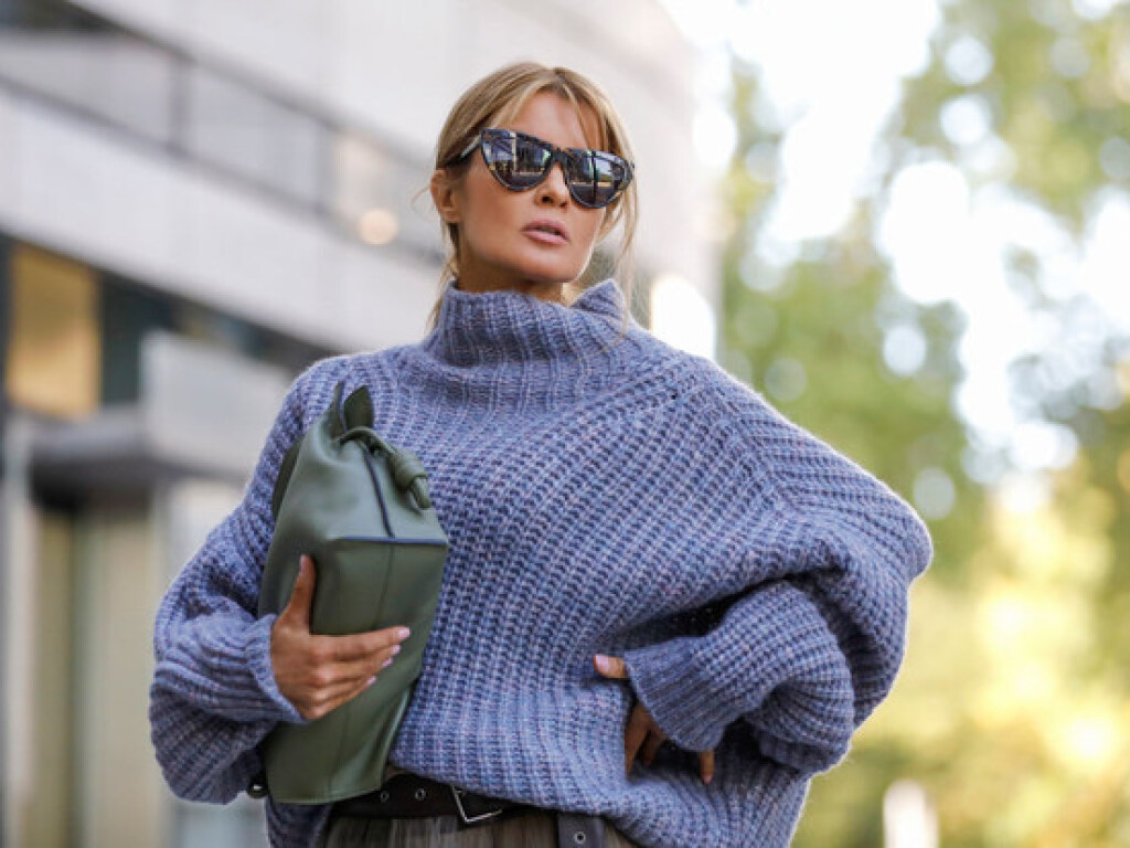 Дизайнеры назвали самые модные свитера осени-20202 (ФОТО)