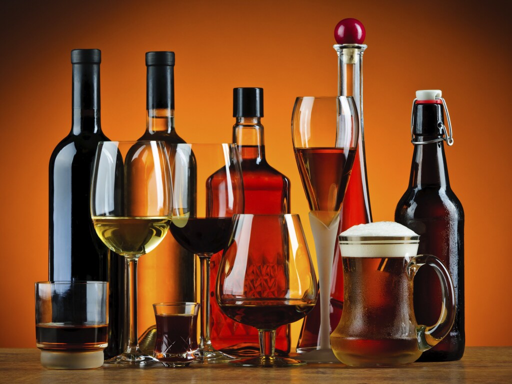 Медики рассказали, как влияет алкоголь на организм человека в разном возрасте