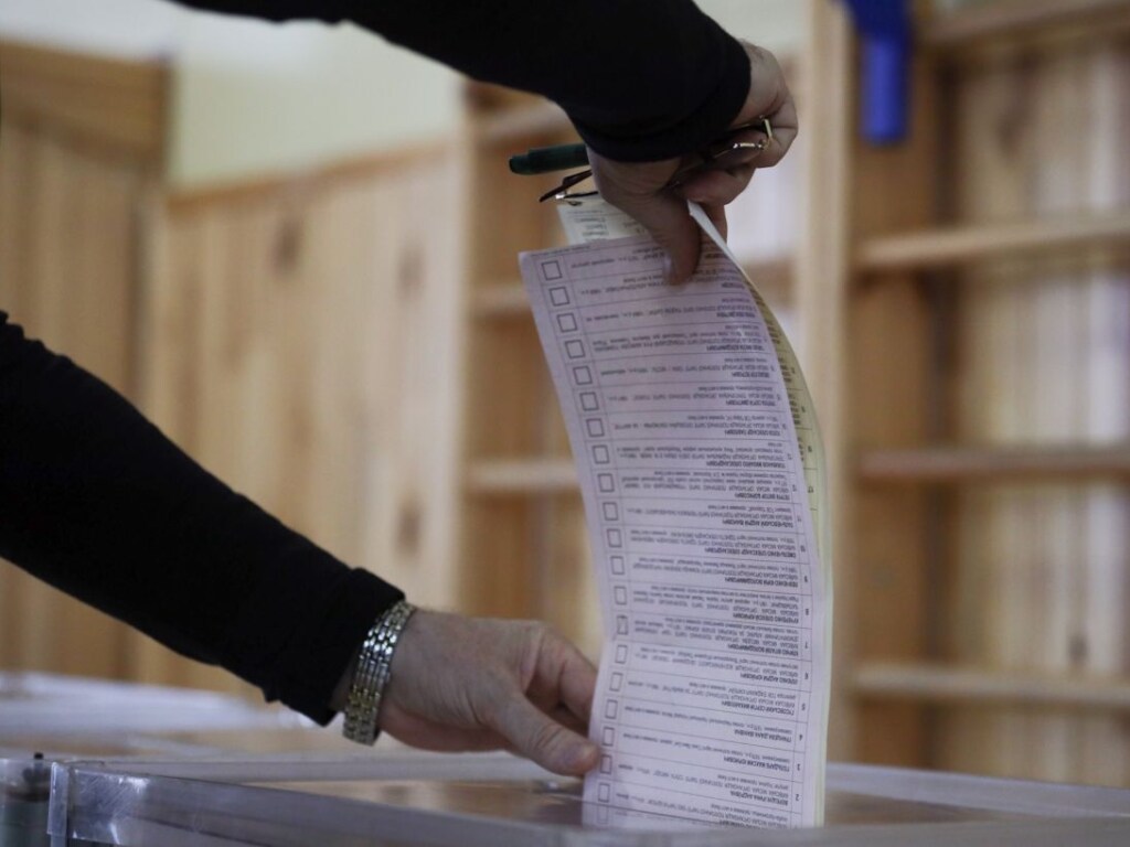 Второй тур выборов мэра Львова состоится в конце ноября