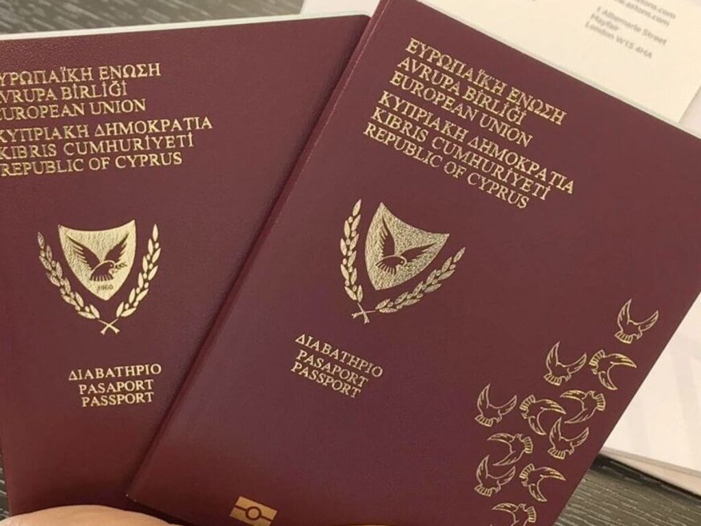 На Кипре прекратили выдачу «золотых паспортов» из-за большого числа злоупотреблений