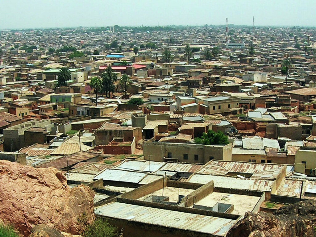 На юге Нигерии 15 человек умерли от неизвестной болезни