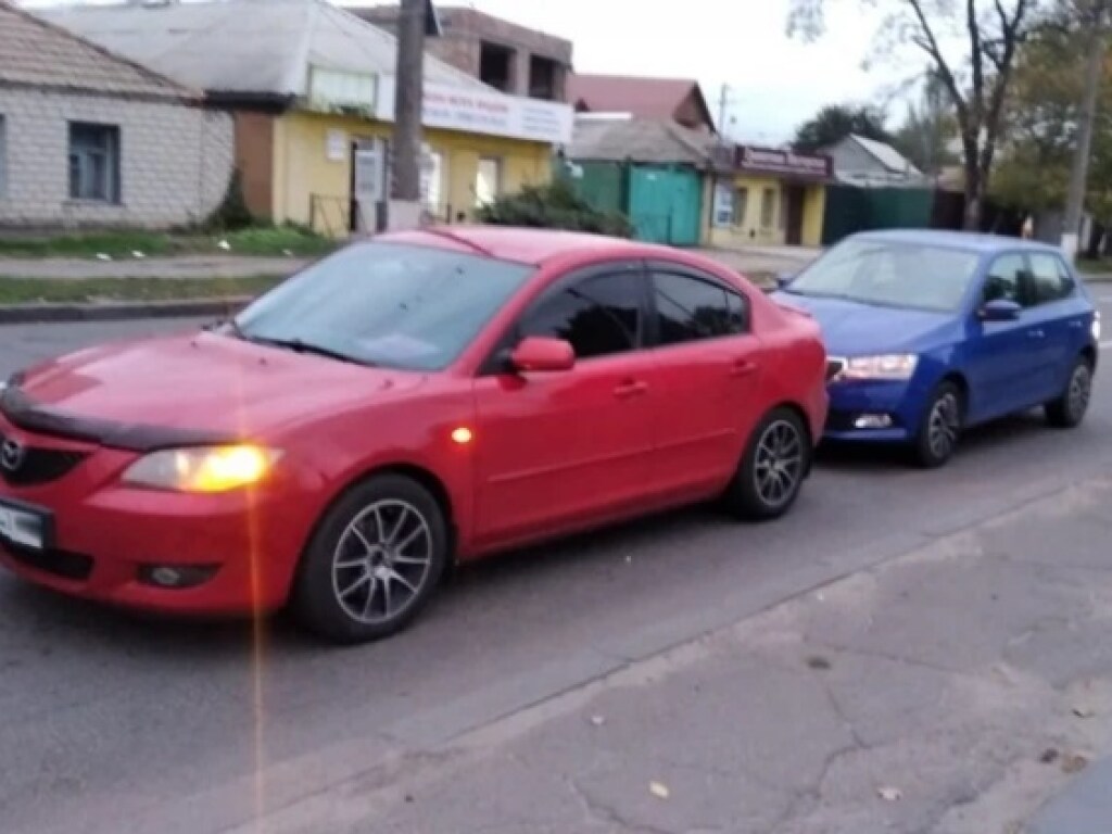 В центре Николаева Skoda «догнала» Mazda (ФОТО)