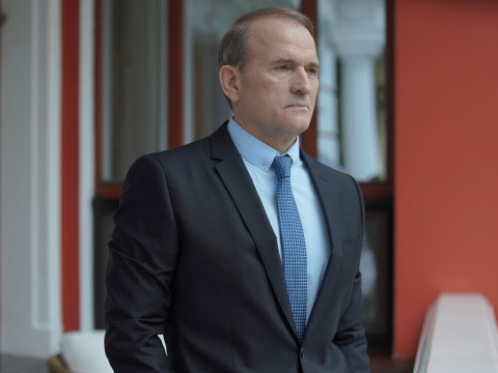 Зеленский воспринимает партию Медведчука, как единственную политсилу, способную лишить власти «Слуг народа», –Погребинский