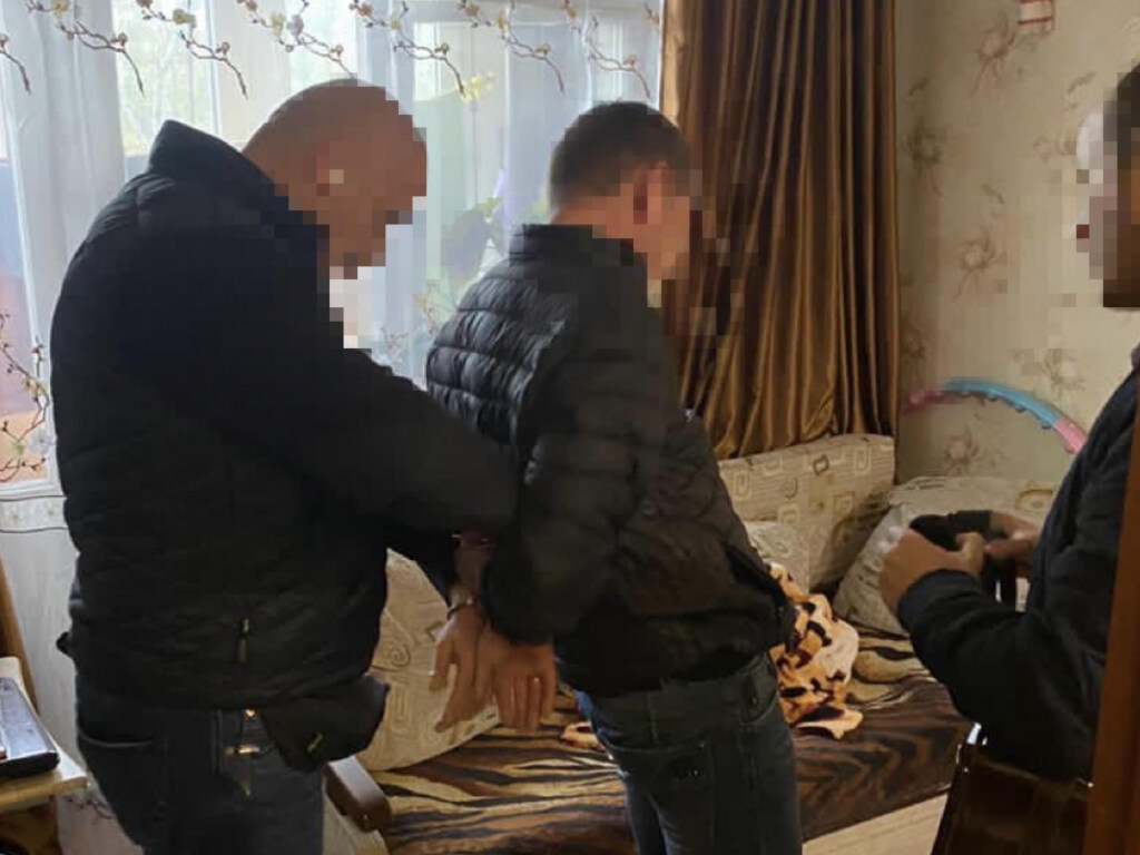 В Киеве полицейского задержали на сбыте амфетамина – прокуратура (ФОТО)
