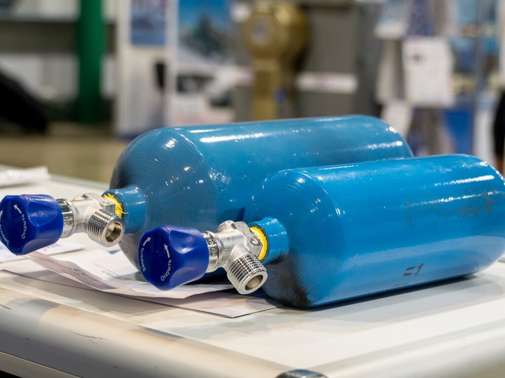 В украинских больницах для лечения COVID-19 не хватает баллонов для кислорода &#8212; СМИ
