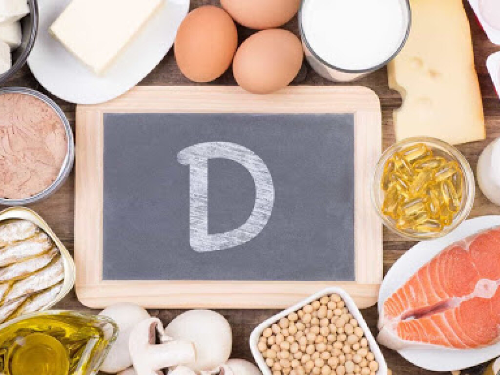 Диетологи рассказали последствия передозировки витамином D