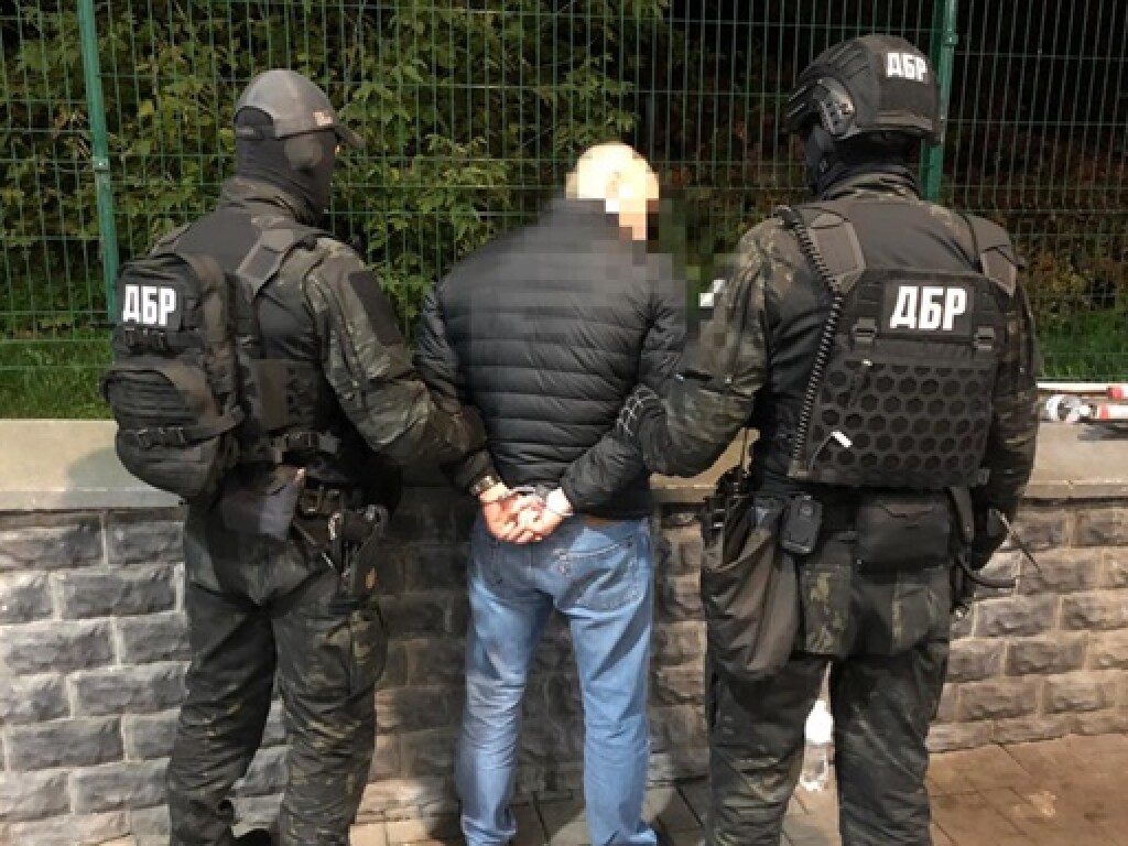 В Киеве полицейские вымогали у бизнесмена 250 тысяч гривен (ФОТО)