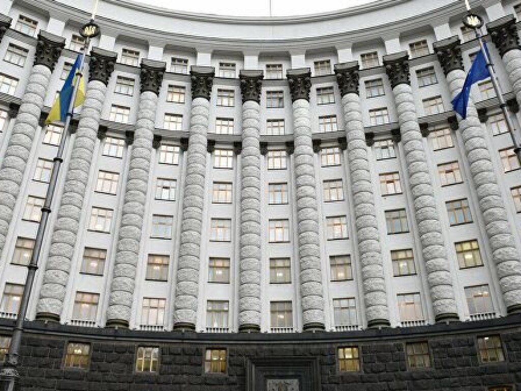 Эксперт прокомментировал выделение правительством  средств на помощь безработным из Фонда борьбы с COVID-19