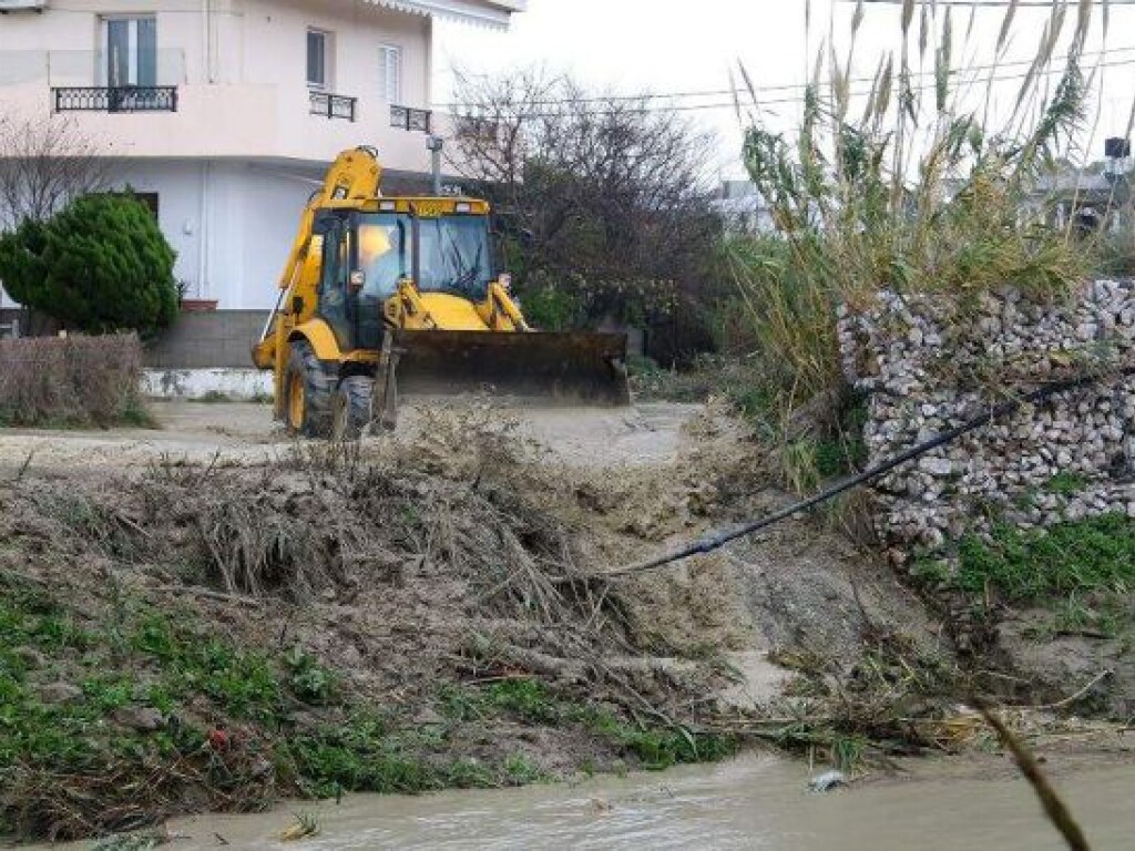 Крит накрыли мощные наводнения (ФОТО)