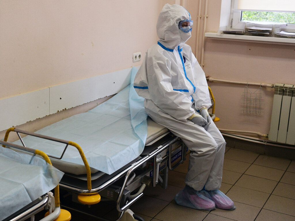 Койки для пациентов с коронавирусом в Украине заполнены на 150% &#8212; эксперт