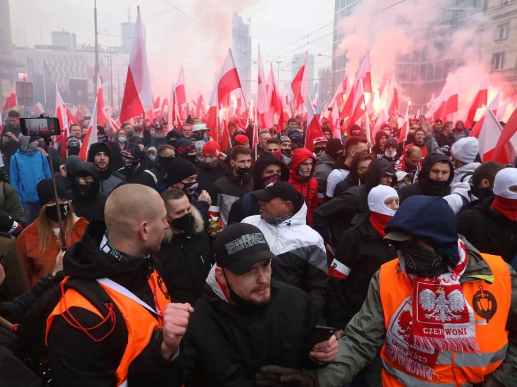 В Польше полиция открыла стрельбу по демонстрантам (ФОТО, ВИДЕО) 