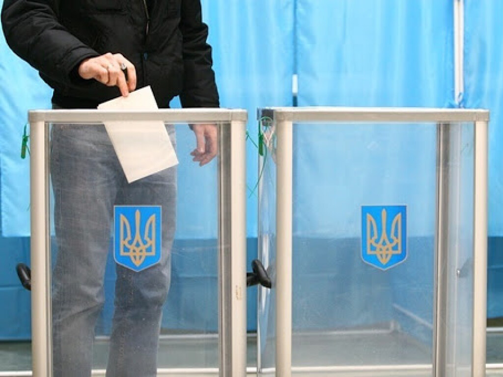 А. Якубин: «Местные выборы показали, что украинцы разочаровались в партии власти и голосуют за оппозицию»