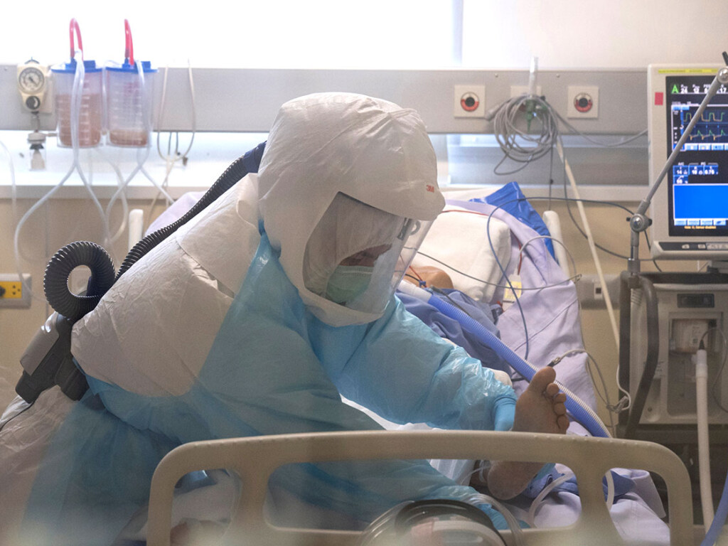 В Украине сократилось число заполненности коек для больных с коронавирусом