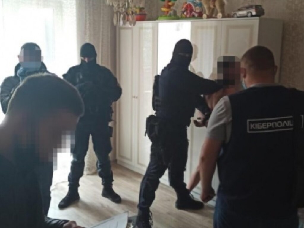 В Николаеве полиция задержала «сетевых» супругов-мошенников (ФОТО)